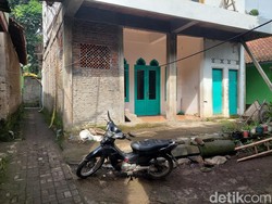 Papan Nama di Markas Khilafatul Muslimin Cimahi Dicabut