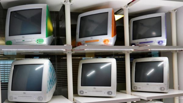 Nih Koleksi Komputer Apple Jadul, Ada yang Masih Berfungsi Lho