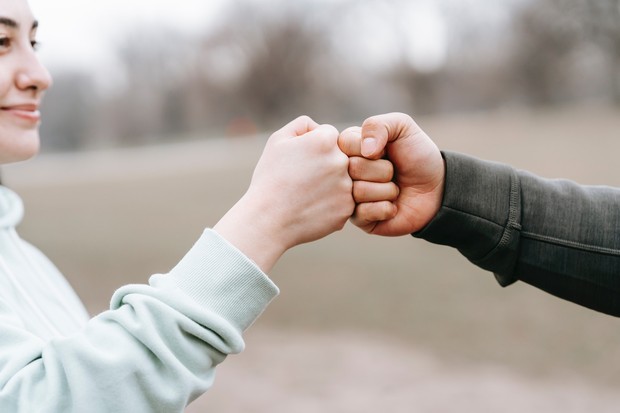 Pentingnya rasa empati dalam hubungan/Foto: Pexels/Andres Ayrton
