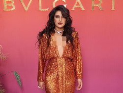 Ini Foto Paling Jelas dari Wajah Anak Priyanka Chopra-Nick Jonas