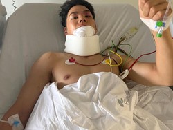 Pakai Penyangga Leher, Takaaki Nakagami Minta Maaf ke Pecco dan Rins