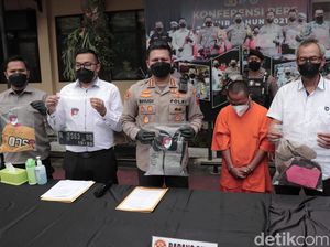 Pembunuhan Keji Bermotif Hubungan Sejenis di Malang Direkonstruksi Pembunuhan Keji Bermotif Hubungan Sejenis di Malang Direkonstruksi