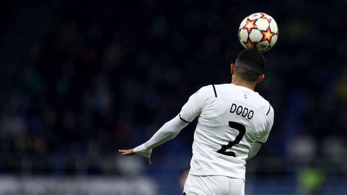 Dodo Domilson STADIO GIUSEPPE MEAZZA, MILANO, ITALY - 2021/11/24: Dodo Domilson Cordeiro of FC Shakhtar Donetsk in action during the Uefa Champions League Group D match between FC Internazionale and FC Shakhtar Donetsk. Fc Internazionale wins 2-0 over FC Shakhtar Donetsk. (Photo by Marco Canoniero/LightRocket via Getty Images)