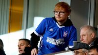 Ed Sheeran Sponsori Lagi Ipswich Town, Klubnya Elkan Baggott