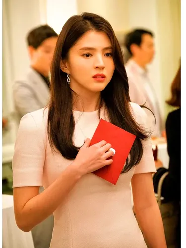 Han So Hee di The World of The Married