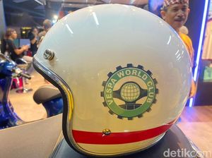 Harga Helm Vespa World Days 2022 Digoreng: Belinya Rp 1 Jutaan, Dijual Rp 40 Juta! Harga Helm Vespa World Days 2022 Digoreng: Belinya Rp 1 Jutaan, Dijual Rp 40 Juta!
