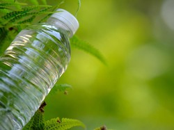 Penjelasan Pakar ITB soal Sumber AMDK dari Air Tanah