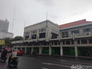 Kini Mangkrak, Dulu Bioskop Indra Surabaya Pernah Berjaya Era 80-an Kini Mangkrak, Dulu Bioskop Indra Surabaya Pernah Berjaya Era 80-an