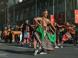 Meriahnya Pembukaan Shopee Java in Paris, Pamerkan Produk-Budaya RI