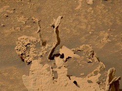 Ada Penampakan Mirip Cacing Pasir di Mars, Apa Itu?