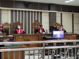 Terbukti Korupsi, Mantan Bupati Banjarnegara Divonis 8 Tahun Bui