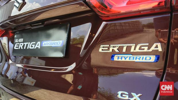 Suzuki secara resmi meluncurkan Ertiga Hybrid di Indonesia hari ini Jumat (10/6) di Jakarta.