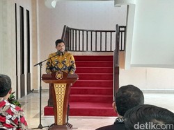 Beda dengan Anies, Bobby Tak Cabut Izin Holywings