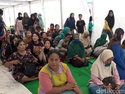 15.320 Warga Sulbar Mengungsi Pascagempa M 5,8, Sempat Kesulitan Makanan