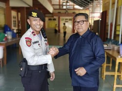 Viral Pria di Lubuklinggau Mirip Kim Jong Un, Ini Sosoknya!