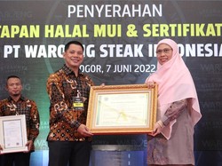 Waroeng Steak & Shake Peroleh Nilai A dalam Sertifikasi Halal MUI