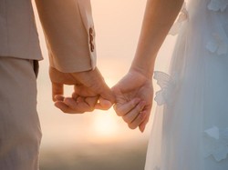 Pengantin ini Tak Sediakan Makanan di Pesta Pernikahan, Alasannya Mengejutkan