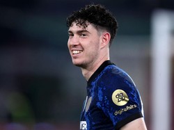 Satu lagi bek tengah Inter yang jadi incaran klub-klub lain, yakni Alessandro Bastoni. Kabarnya, Tottenham Hotspur dan Manchester United meminati pemain berusia 23 tahun itu (Getty Images)