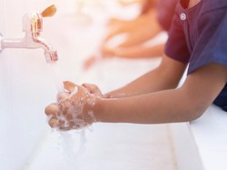 PHBS & Pakai Sabun Antiseptik Alami untuk Cegah Hepatitis pada Anak