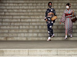 Jepang Membuka Diri Lagi Bagi Turis Asing yang Memiliki Asuransi dan Pemandu Wisata