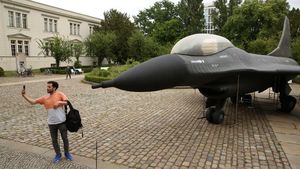 Nah Loh, Jet Tempur F-16 Parkir di Museum Berlin