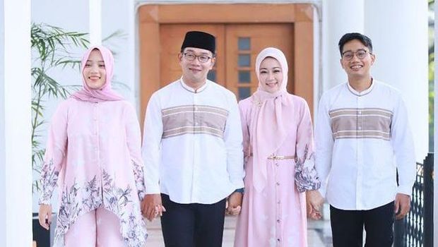 Kenangan Keluarga Ridwan Kamil dan Mendiang Eril Kenangan Keluarga Ridwan Kamil dan Mendiang Eril
