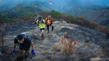Pendakian Perdana: Fisik dan Mental Kuat, Gunung Taklukkan!