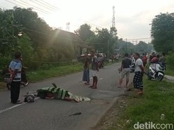 Adu Banteng Suzuki Spin Vs Xenia di Ponorogo, Pemotor Tewas di Lokasi