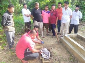 Heboh Makam Bayi di Riau Dibongkar, Tali Pocong Jenazah Hilang Heboh Makam Bayi di Riau Dibongkar, Tali Pocong Jenazah Hilang