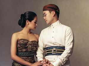5 Penampilan Maudy Ayunda dan Jesse Choi Pakai Baju Adat Jawa 5 Penampilan Maudy Ayunda dan Jesse Choi Pakai Baju Adat Jawa