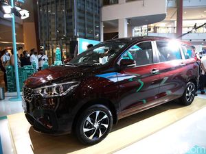 Suzuki Ertiga Jadi Mobil Hybrid Termurah di Indonesia, Kok Bisa? Suzuki Ertiga Jadi Mobil Hybrid Termurah di Indonesia, Kok Bisa?