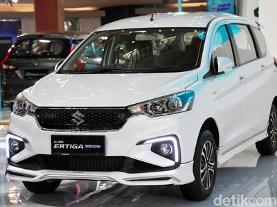 Lihat Lebih Dekat Suzuki Ertiga Hybrid, Harganya Bikin Panas Avanza-Xpander