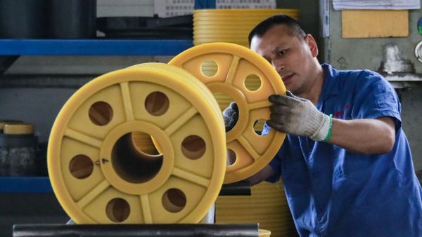 Begini Nih Cara Bikin Roda Penggerak Elevator di China