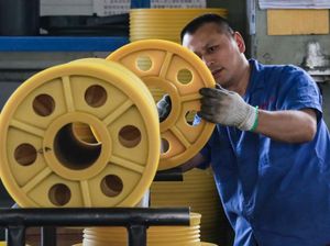 Begini Nih Cara Bikin Roda Penggerak Elevator di China