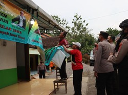 Datangi Kantor Khilafatul Muslimin Sukoharjo, Polisi Minta Spanduk Dicopot