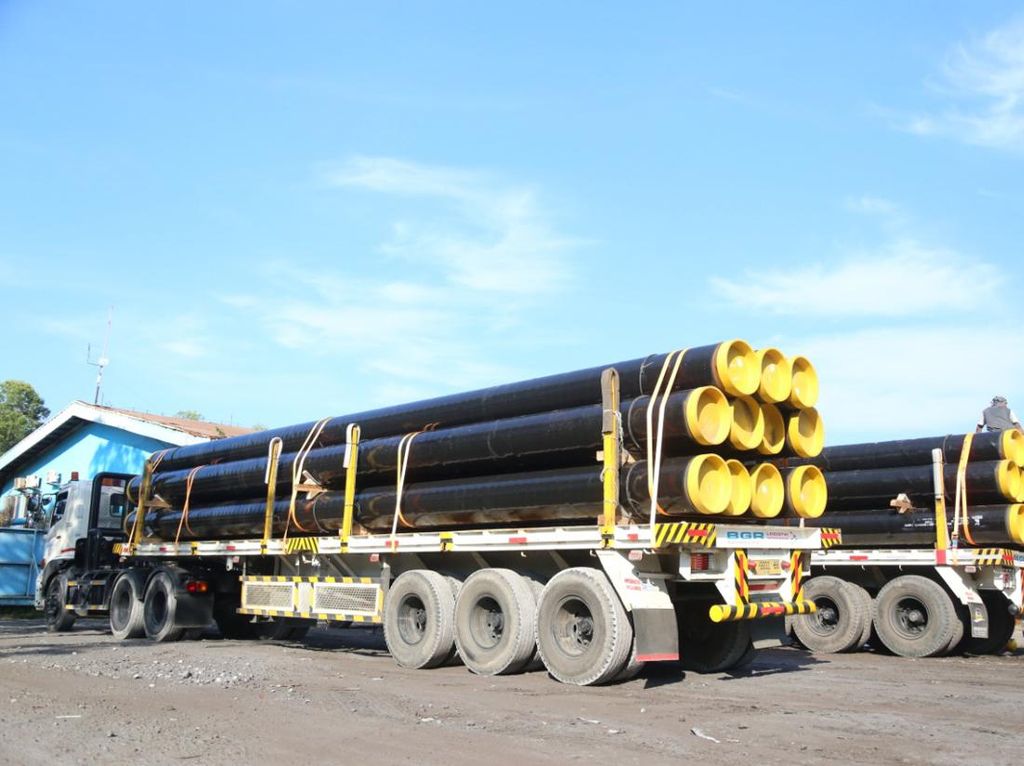 RI Kirim 1.200 Ton Pipa Buat Bisnis Migas ke Uganda & Kuwait RI Kirim 1.200 Ton Pipa Buat Bisnis Migas ke Uganda & Kuwait
