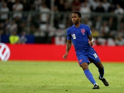 Raheem Sterling Pikir-pikir untuk Pindah ke Chelsea?