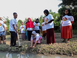 Relawan Sandiaga di Serang Beri Pelatihan Cocok Tanam