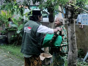 Ribuan Paket Sembako untuk Masyarakat Lombok NTB Ribuan Paket Sembako untuk Masyarakat Lombok NTB