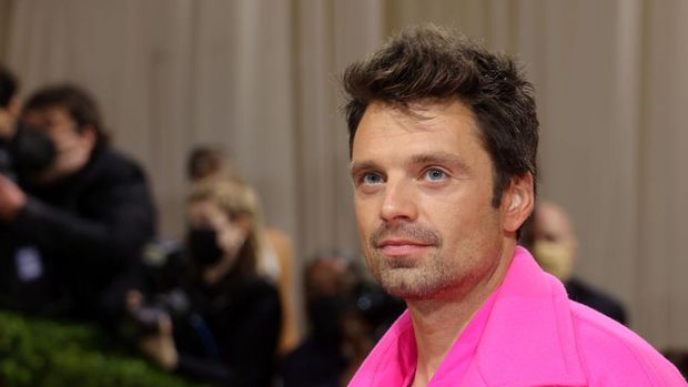 NEW YORK, NEW YORK - MAY 02: Sebastian Stan attends The 2022 Met Gala Celebrating 