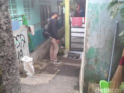 Batita Ditemukan di Kota Bogor, Warga Duga Dibuang 2 Wanita Misterius Batita Ditemukan di Kota Bogor, Warga Duga Dibuang 2 Wanita Misterius