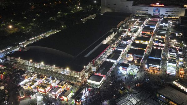 Tengok Lagi Kemeriahan Hari Pertama Jakarta Fair 2022