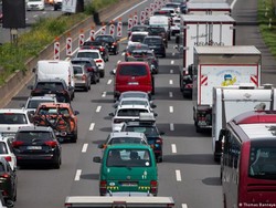 Uni Eropa akan Larang Penjualan Kendaraan Bensin pada 2035