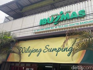 Warung Nasi Ibu Imas yang Hits di Bandung