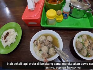 Makan Bakso Sekeluarga, Bule Amerika Ini Senang Hanya Bayar Rp 165 Ribu Makan Bakso Sekeluarga, Bule Amerika Ini Senang Hanya Bayar Rp 165 Ribu