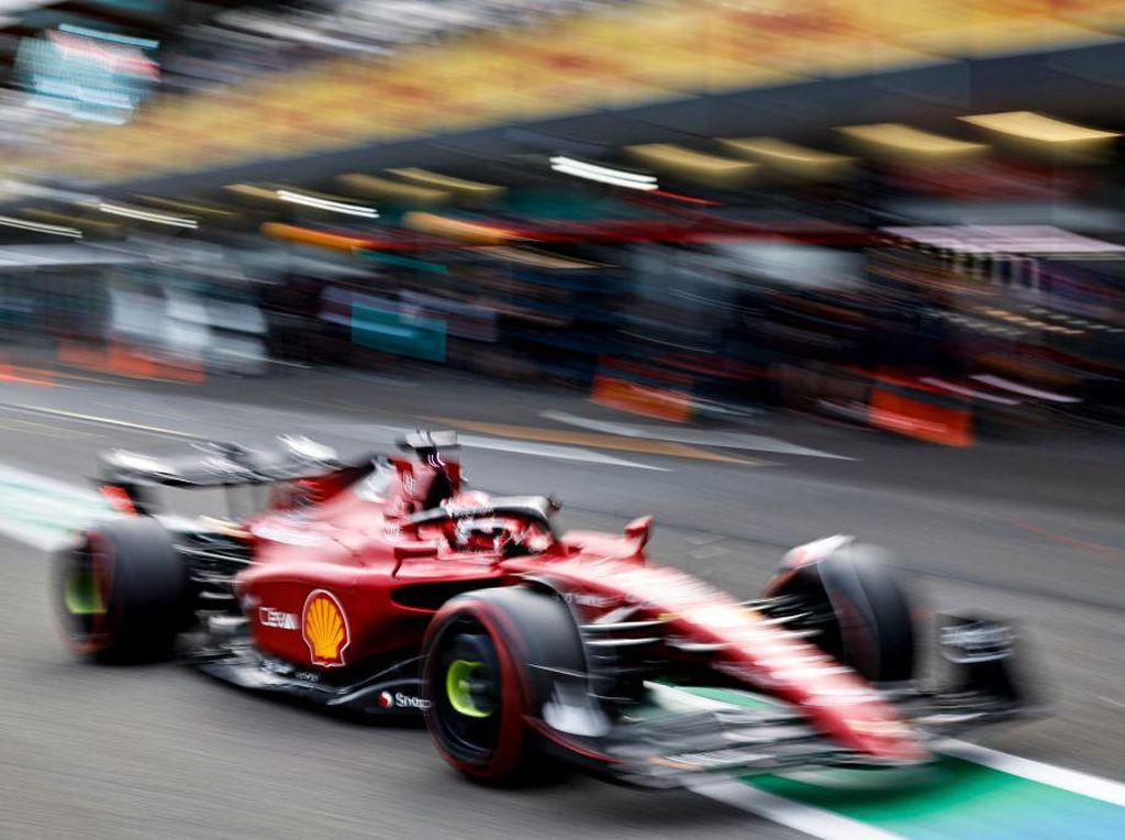 Hasil Kualifikasi F1 GP Azerbaijan: Leclerc Rebut Pole Keenam Musim Ini