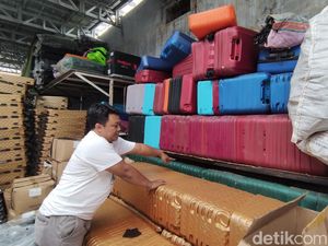 Haji-Umroh Dibuka, Perajin Koper di Semarang Bangkit Lagi Usai Rugi 1,2 M Haji-Umroh Dibuka, Perajin Koper di Semarang Bangkit Lagi Usai Rugi 1,2 M