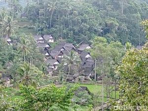 Asal Usul Nama Kampung Naga Tasikmalaya