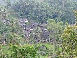 Asal Usul Nama Kampung Naga Tasikmalaya