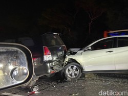 Bus Seruduk Mobil di Tol Sidoarjo hingga Kecelakaan Beruntun 7 Kendaraan